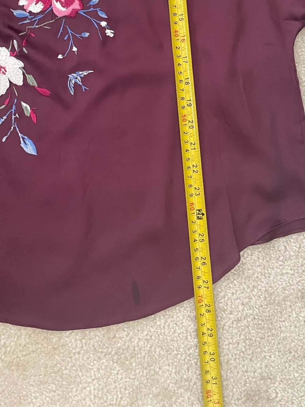 White House Black Market Embroidered Blouse Size M | Burgundy Floral Top - Picture 6 of 6